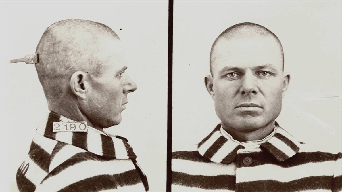 Why do you think he's wearing those stripes? Why do you think he's wearing those stripes?